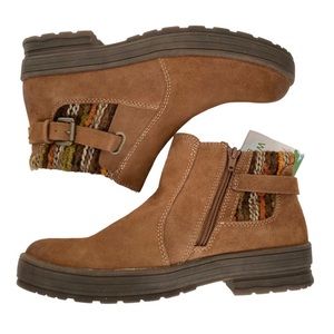 Earth Origins Ankle Boots 9.5
